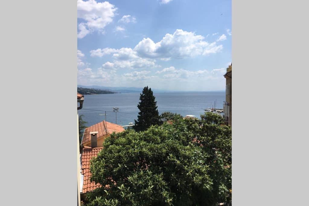 Apartman Volosko Opatija Bagian luar foto